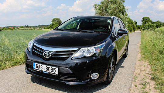 avensis4
