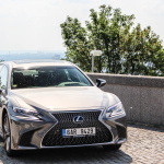 lexus-ls-2018-exterior-14