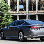 lexus-ls-2018-exterior-16
