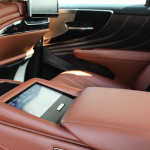 lexus-ls-2018-interior-12