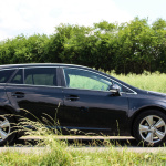 toyota-avensis-exterior-7