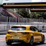 2018-renault-megane-rs-trophy6