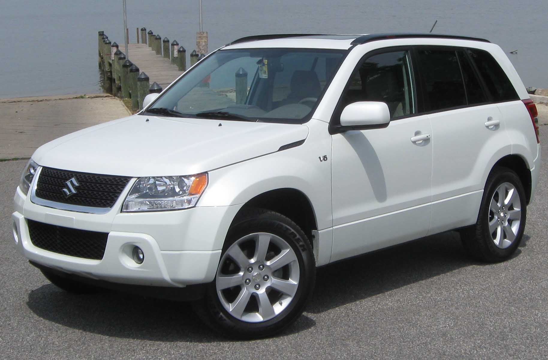 2010_suzuki_grand_vitara_limited_2_-_05-12-2010