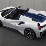 3_ferrari_pista_spider_rear_3-4