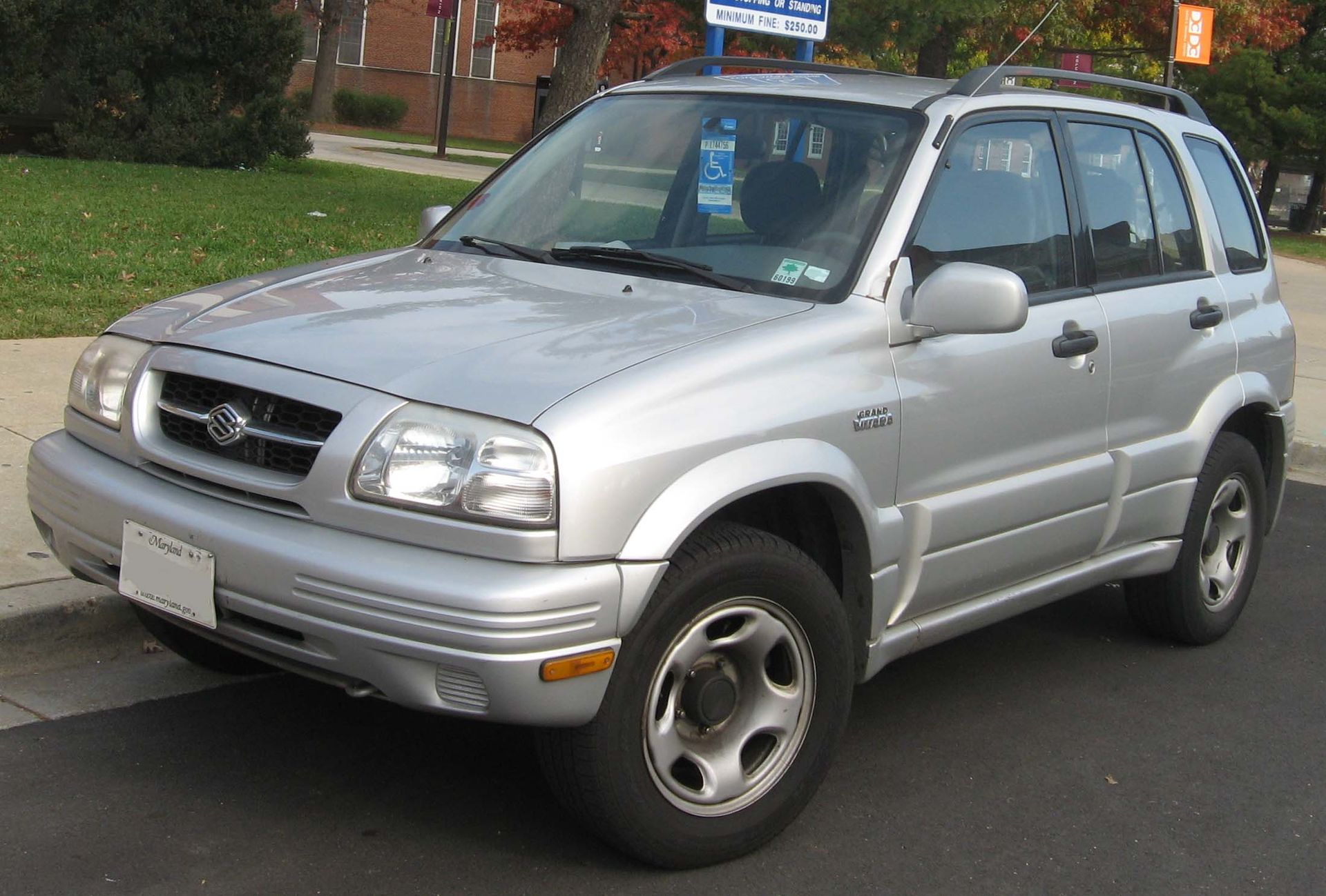 99-01_suzuki_grand_vitara