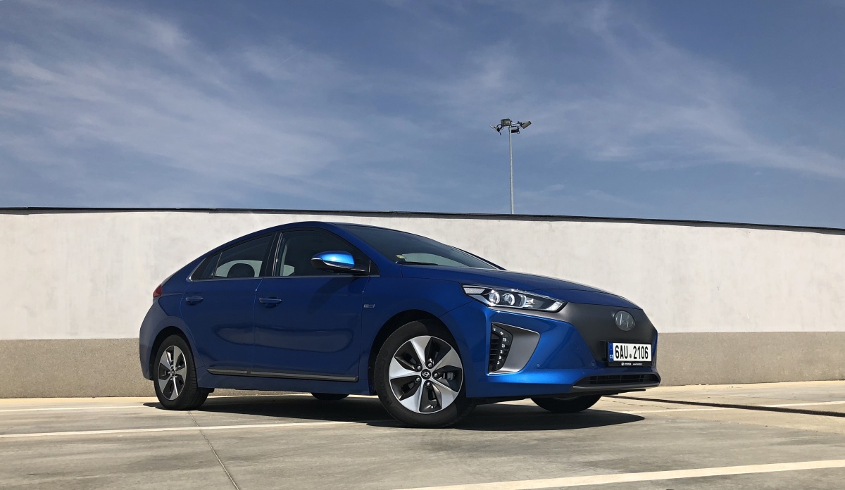 hyindai-ioniq-ev-exterior-2