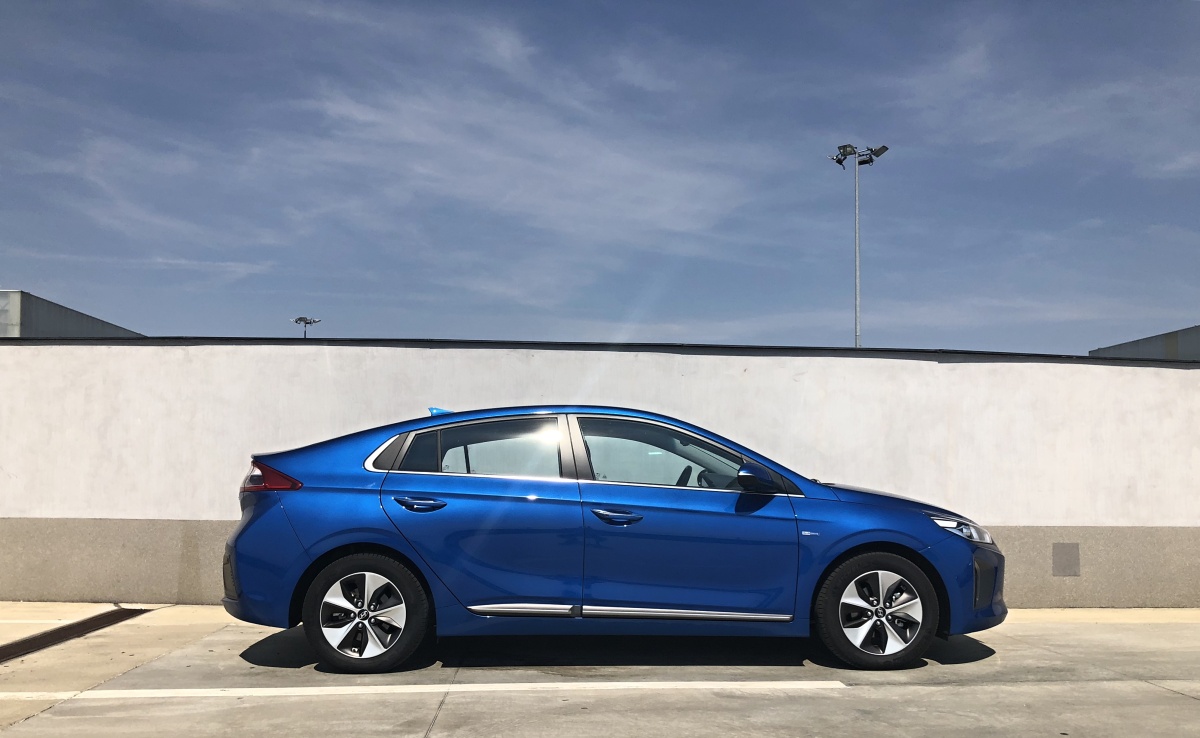 hyindai-ioniq-ev-exterior-6