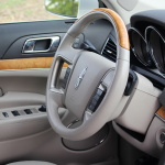lincoln-mkt-interior-13
