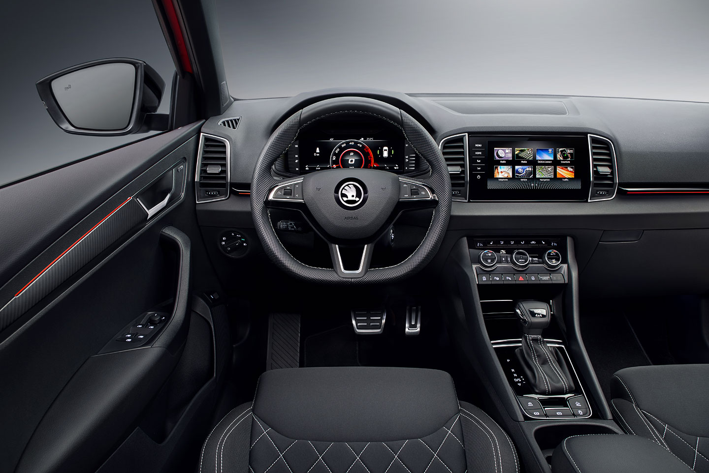 skoda_karoq_sportline_00_5b62a469aa4ba