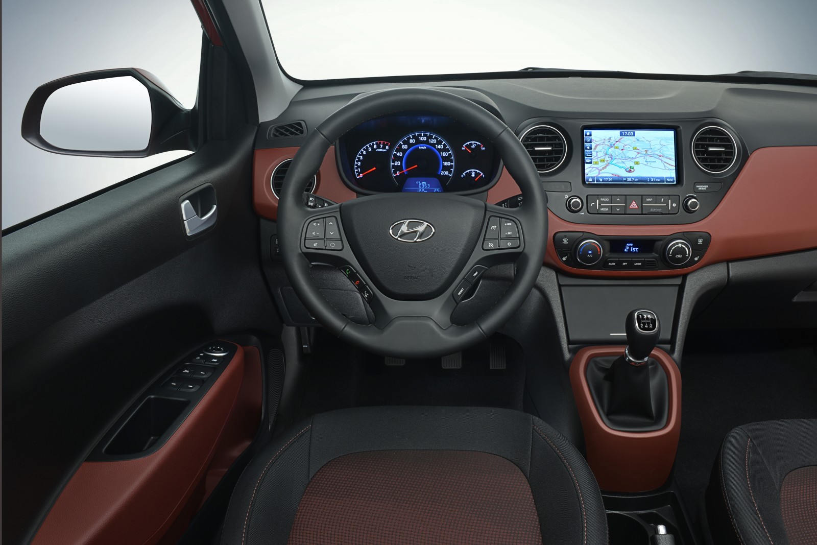 hyundai-i10-interior