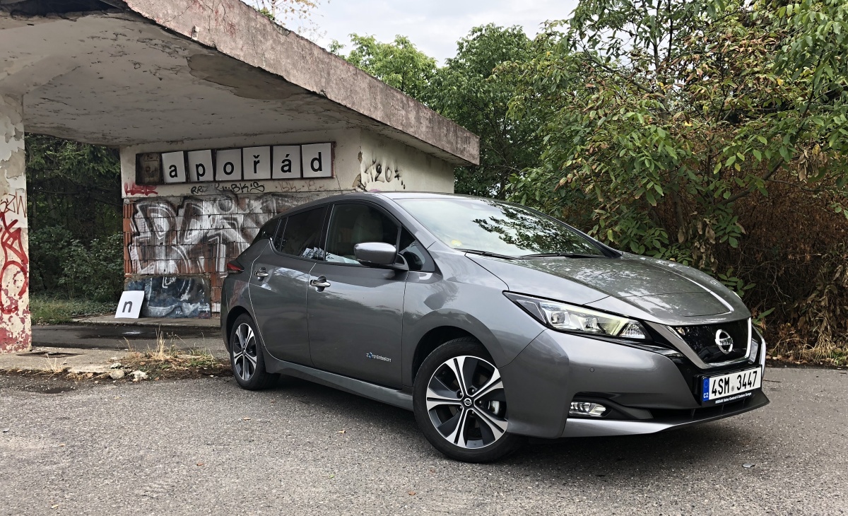 nissan-leaf-2018-exterior-5