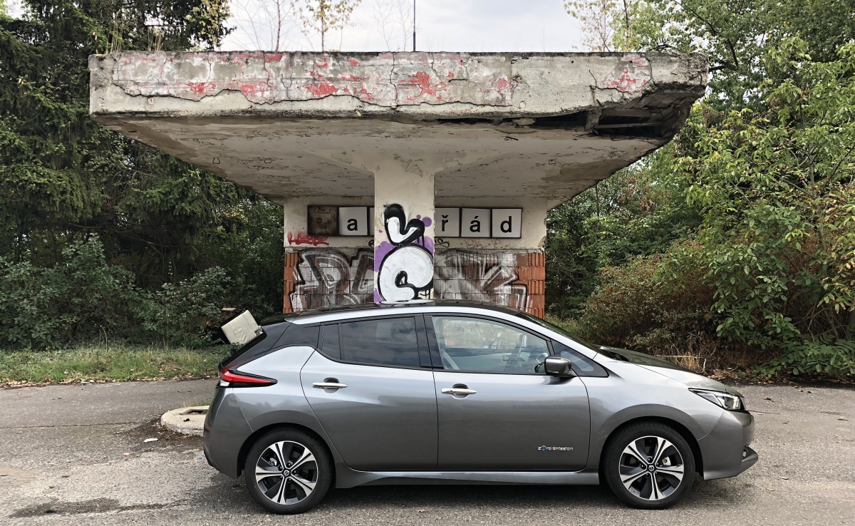 nissan-leaf-2018-exterior-7
