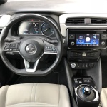nissan-leaf-2018-interior-4