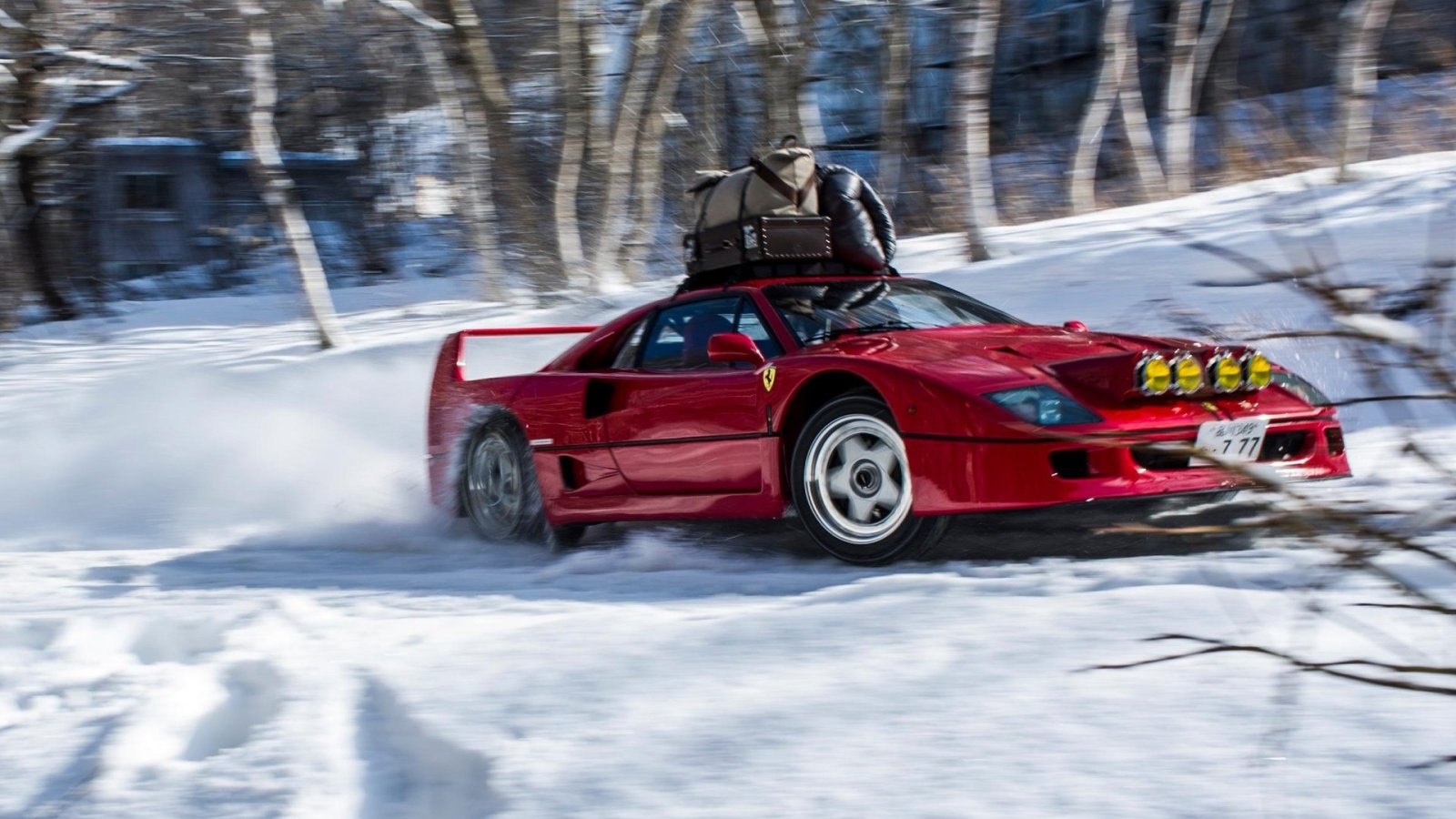 ferrari-f40-na-sjezdovce-proc-ne