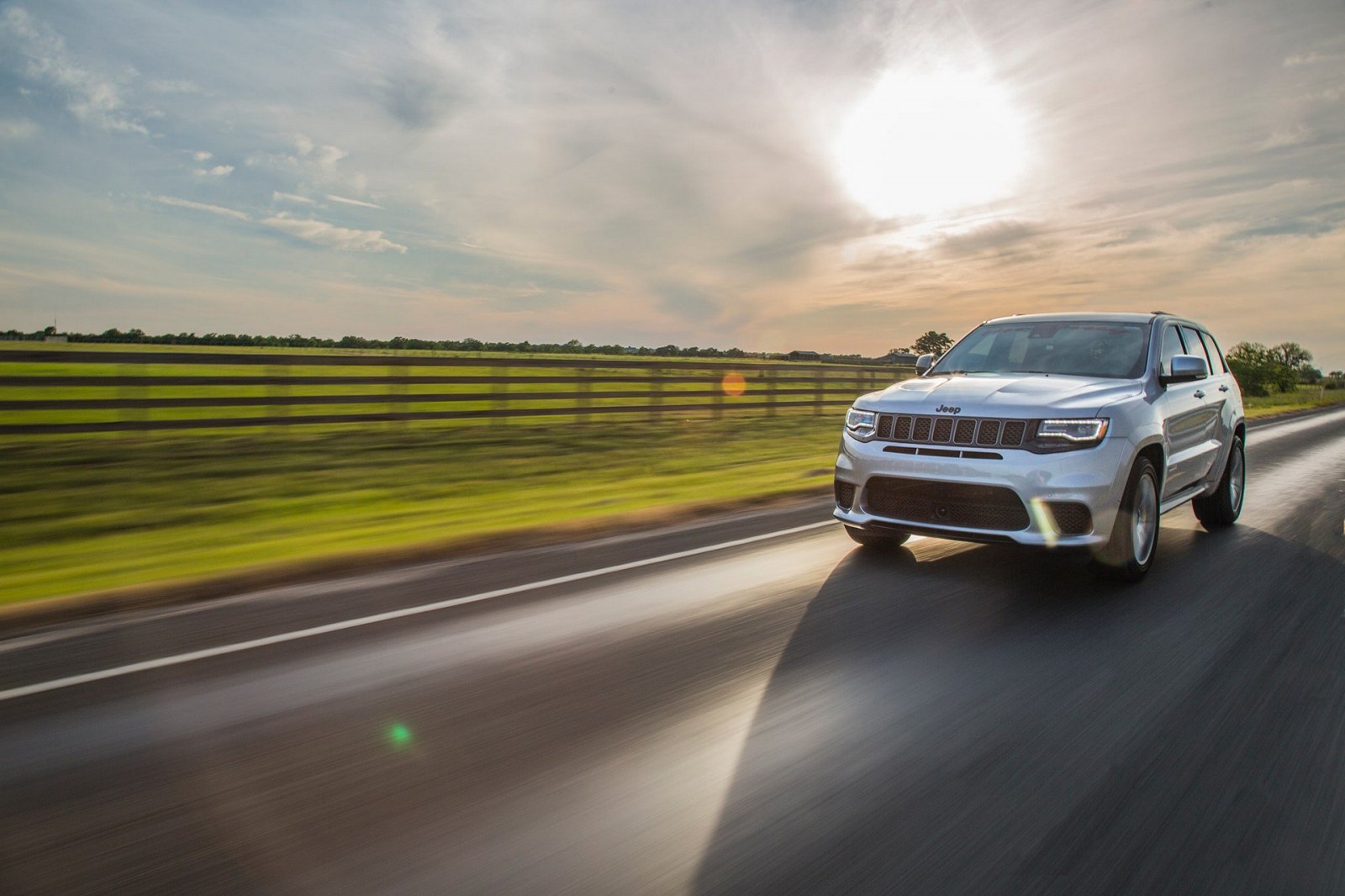 2e99674d-hennessey-grand-cherokee-trackhawk-6