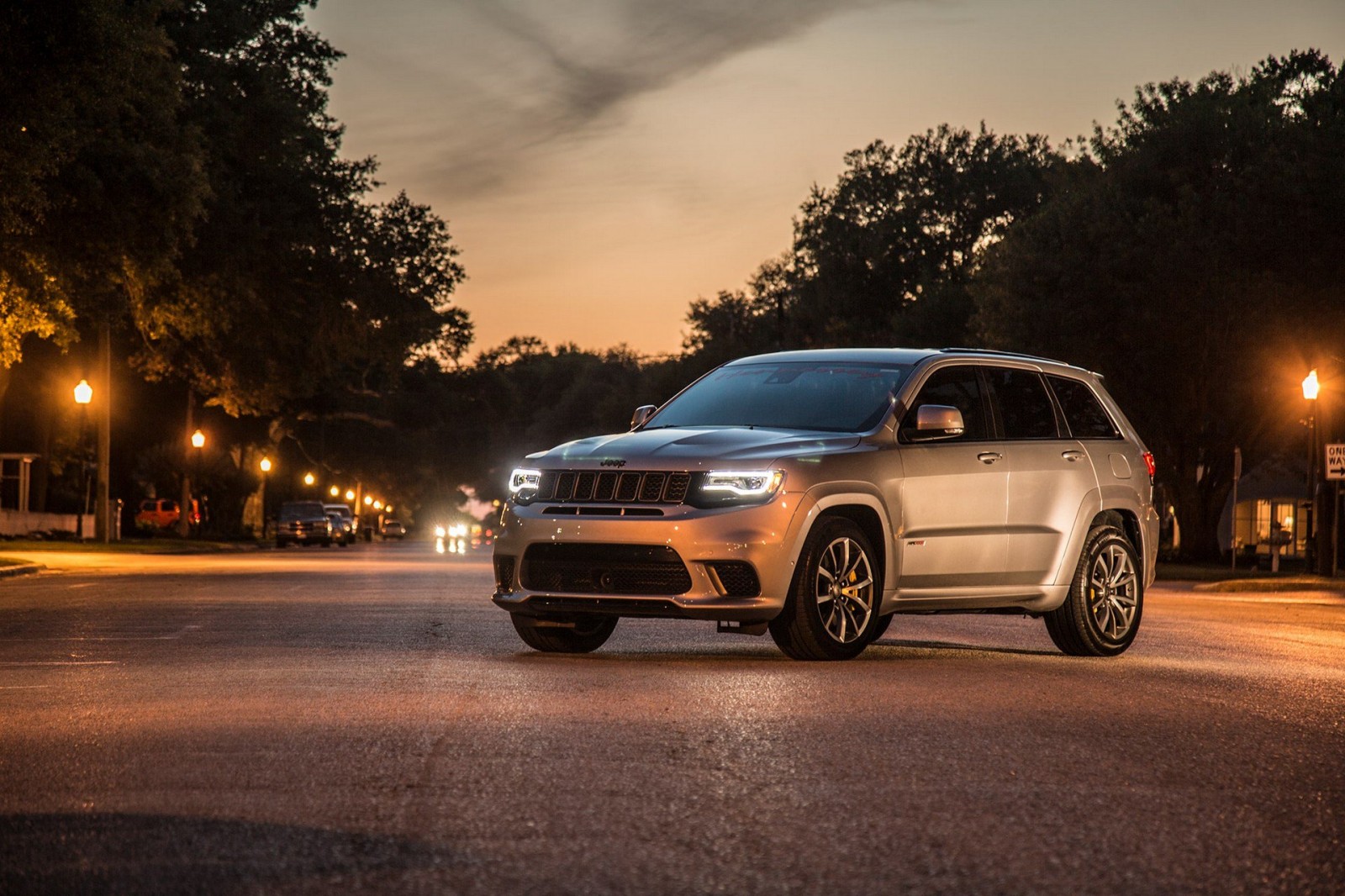 4329d839-hennessey-grand-cherokee-trackhawk-10