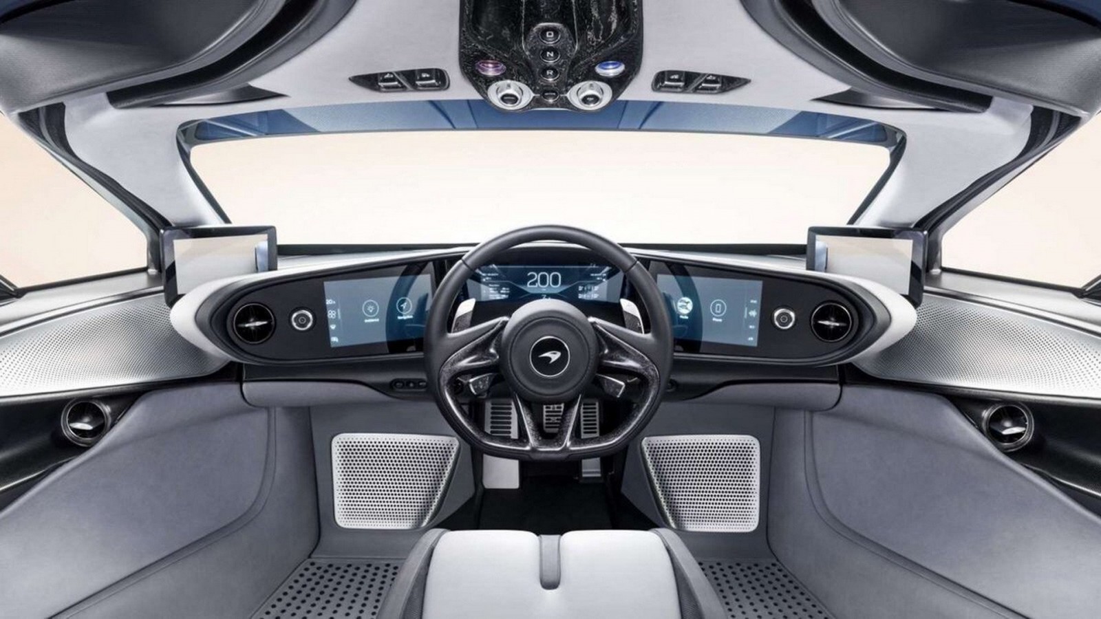 60e4772b-mclaren-speedtail-2
