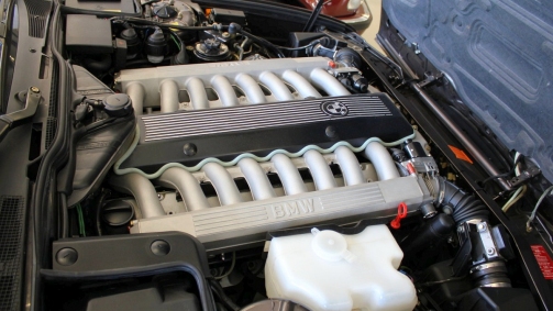 bmw_767i_e32_v16_goldfish_dalsi_perex_503_0