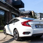 honda-civic-4d-exterior-14