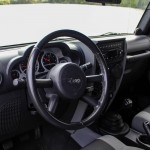 jeep-wrangler-interior-1