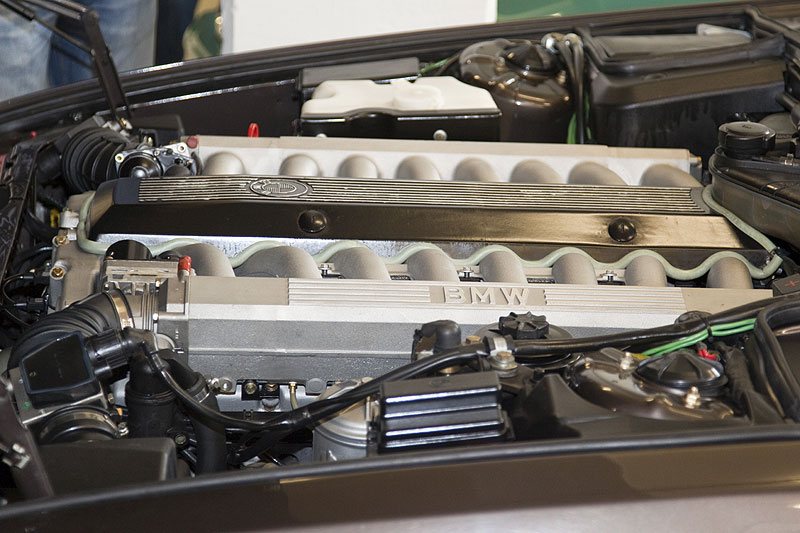 bmw_7er_e32_v16_3599-b