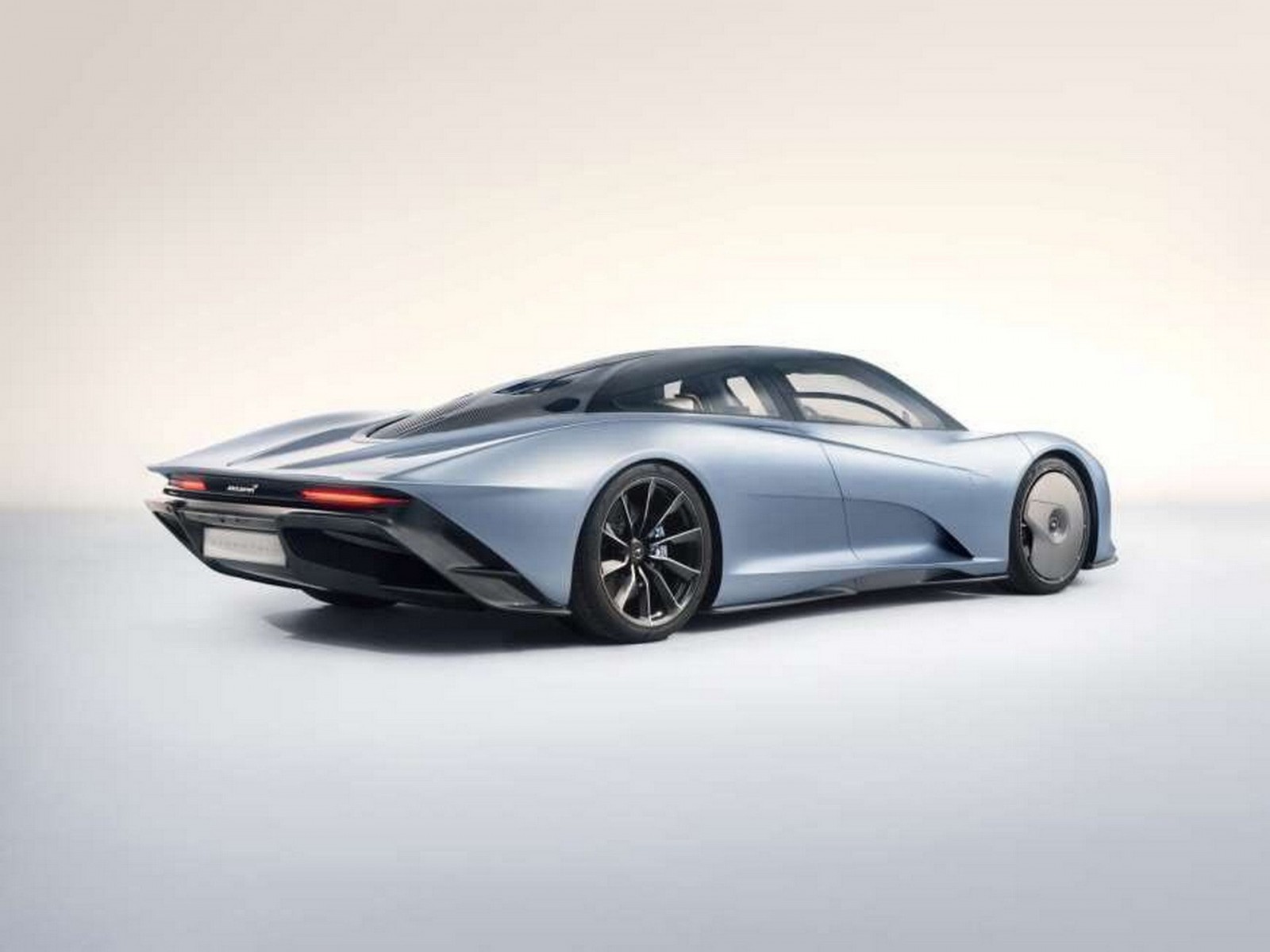f215e7e1-mclaren-speedtail-4