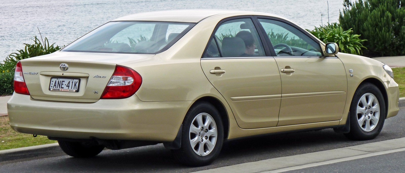 2002-2004_toyota_camry_mcv36r_ateva_sedan_01