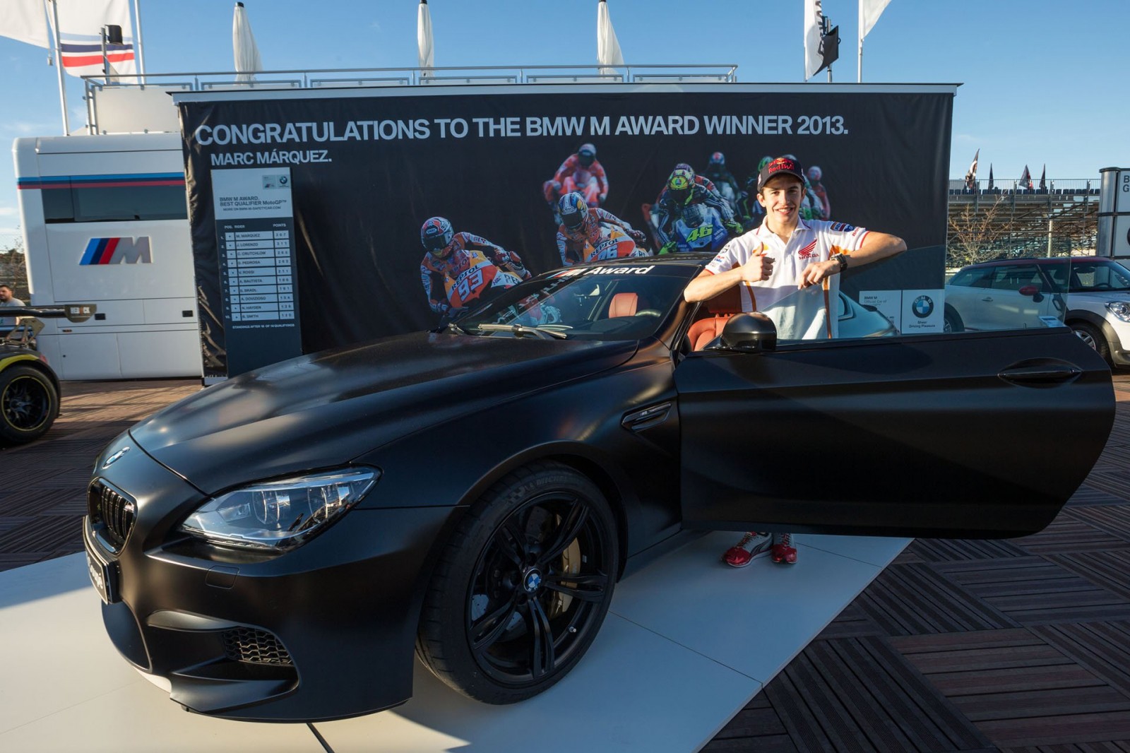 3142577b-marc-marquez-bmw-m-award-01