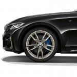 p90329421_highres_the-all-new-bmw-3-se