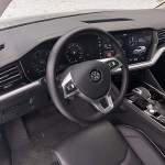 vw-touareg-2018-interior-5