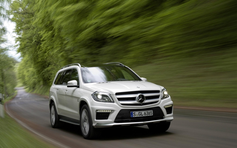 mercedes-benz_gl_63_amg_2012_x166_05_800_600
