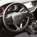 opel-astra-interior-3