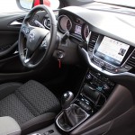 opel-astra-interior-8