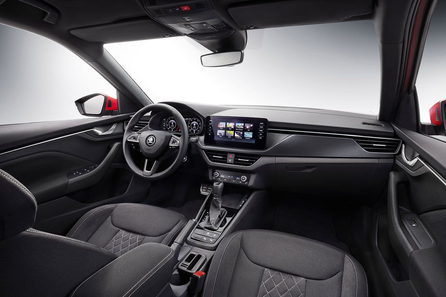 skoda_kamiq_1_00_5c7460f85c932