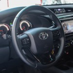 toyota-hilux-50-interior-2