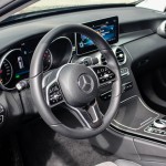 mercedes-benz-c-2019-interior-4
