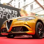 1abef777-alfa-romeo-giulia-quadrifoglio-gold-4