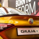 58675b8e-alfa-romeo-giulia-quadrifoglio-gold-9