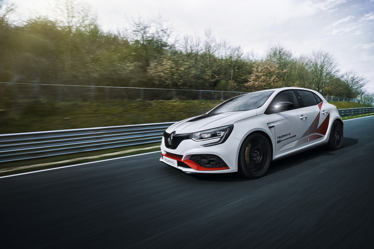 bfb-rstrophy-r-fl-78avgblancnacreroulingnurburgring-129