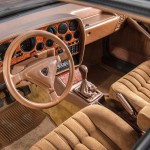 lancia-thema-8-32-velour-interior