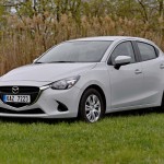 mazda-2-15