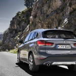 p90350955_highres_the-new-bmw-x1-drivi