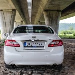 infiniti-m35h-4