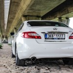 infiniti-m35h-6