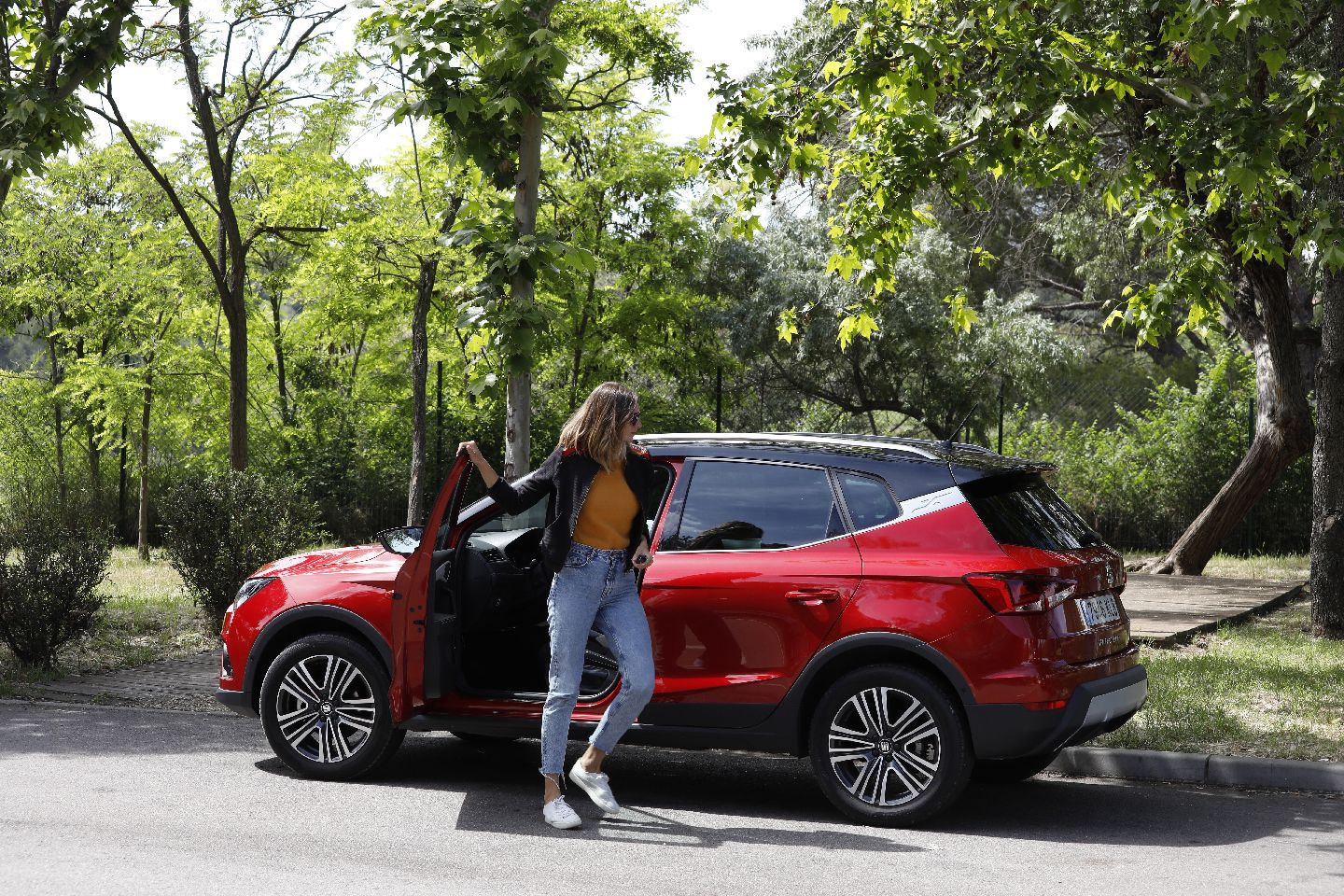 what-kind-of-food-sits-well-with-driving_01_small
