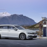 2019-volkswagen-passat-gte-4