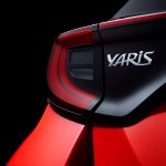 new_toyota_yaris_badge_v04