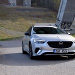opel-insignia-sports-tourer-gsi-3