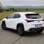 lexus-ux-f-sport-24