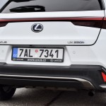 lexus-ux-f-sport-38